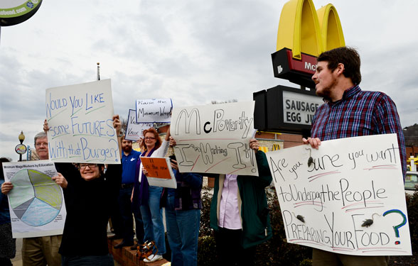 Image_minimum_wage_rally